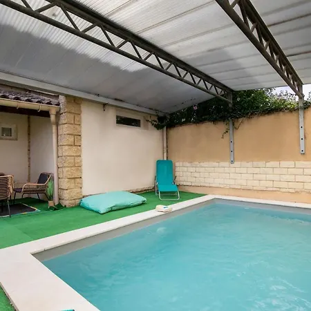 De 200 M2 Avec Piscine Proche Du Centre-ville Вілла